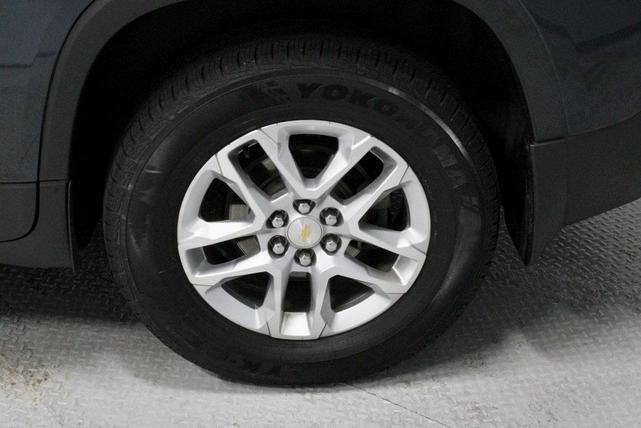 Photo of 2018 Graphite Metallic Chevrolet Traverse