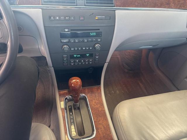 Photo of 2005 Deep Sapphire Metallic Buick LaCrosse