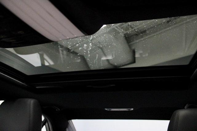 Photo of 2011 Iridium Silver Metallic Mercedes-Benz E-Class