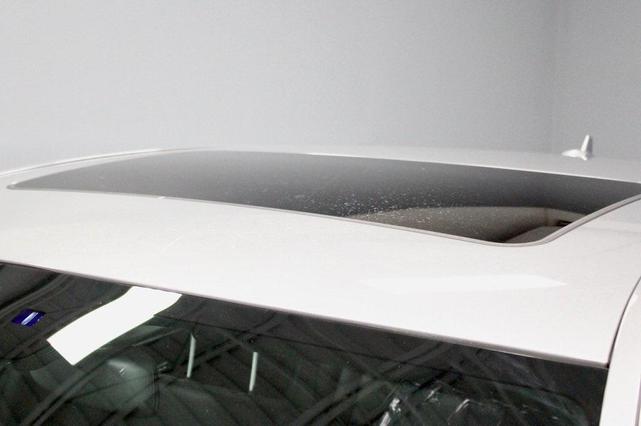 Photo of 2011 Iridium Silver Metallic Mercedes-Benz E-Class