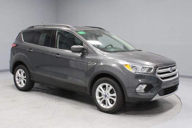 Photo of 2018 Magnetic Metallic Ford Escape