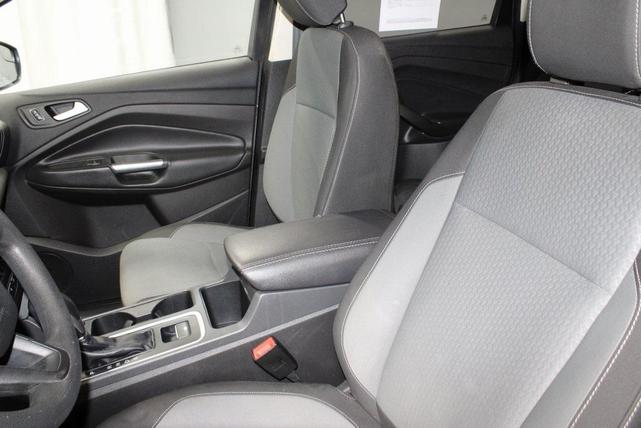 Photo of 2018 Magnetic Metallic Ford Escape