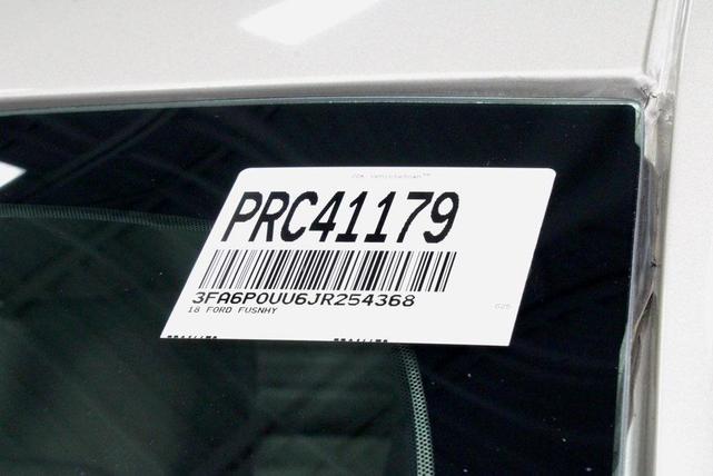 Photo of 2018 White Gold Metallic Ford Fusion Hybrid