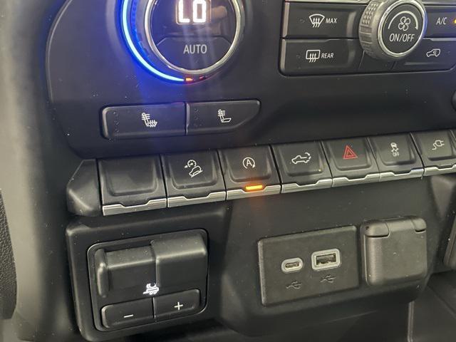 Photo of 2020 Black Chevrolet Silverado 1500