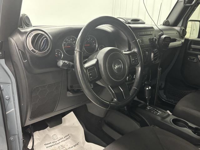 Photo of 2014 Anvil Clear Coat Jeep Wrangler
