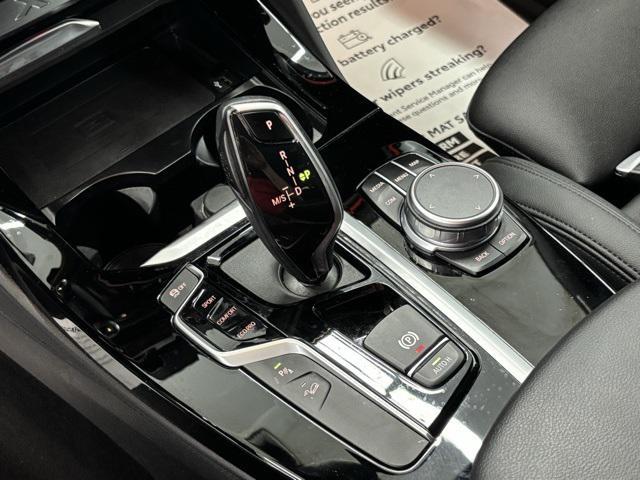 Photo of 2021 Alpine White BMW X4