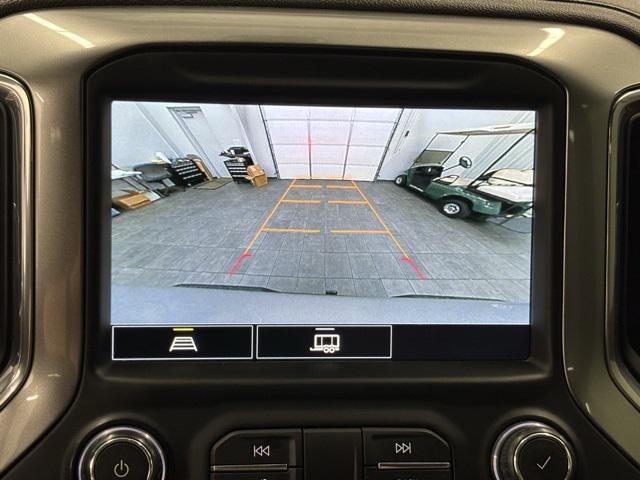 Photo of 2021 Silver Ice Metallic Chevrolet Silverado 1500