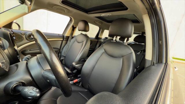 Photo of 2013 Oxford Green Metallic MINI Countryman