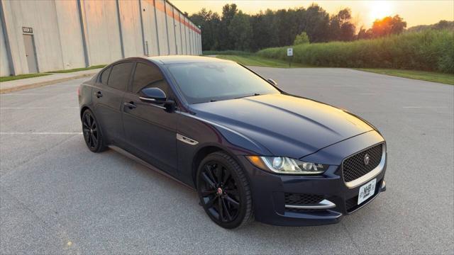 Photo of 2017 Bluefire Metallic Jaguar XE
