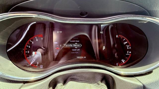 Photo of 2017 Diamond Black Crystal Pearl Coat Dodge Durango