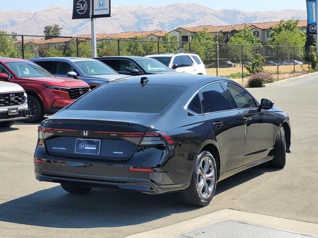 Photo of 2024 Crystal Black Pearl Honda Accord Hybrid