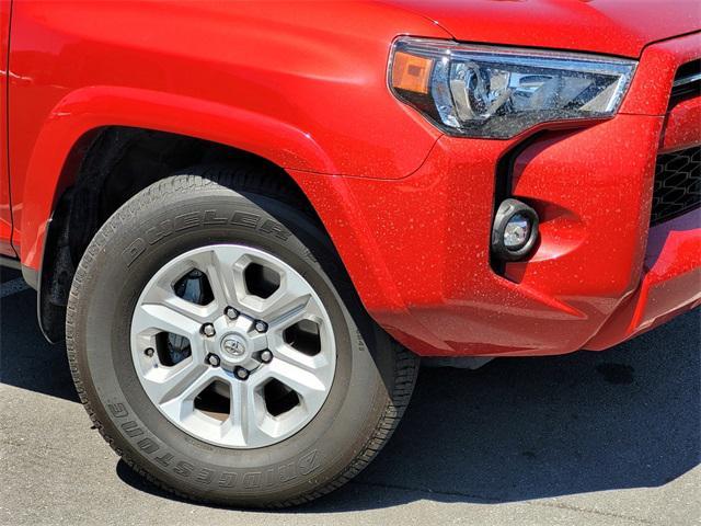 Photo of 2022 Red Toyota 4Runner