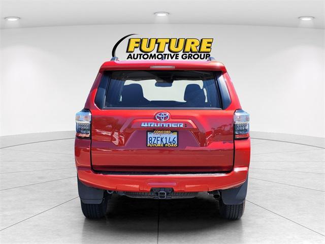 Photo of 2022 Red Toyota 4Runner