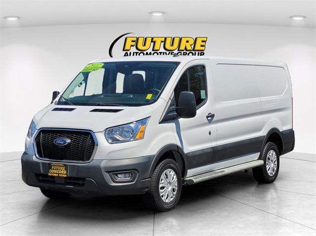 Photo of 2022 Oxford White Ford Transit-250