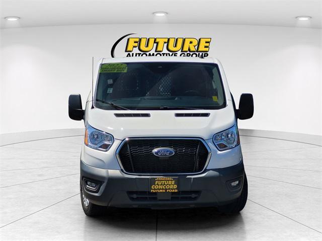 Photo of 2022 Oxford White Ford Transit-250