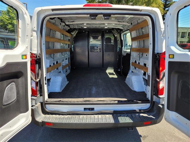 Photo of 2022 Oxford White Ford Transit-250