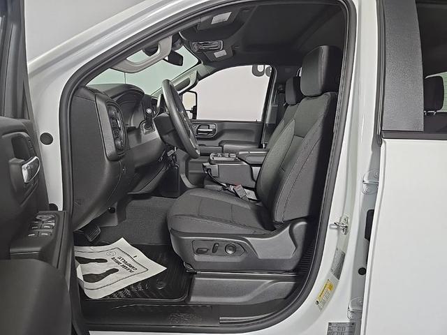 Photo of 2025 Summit White Chevrolet Silverado 2500