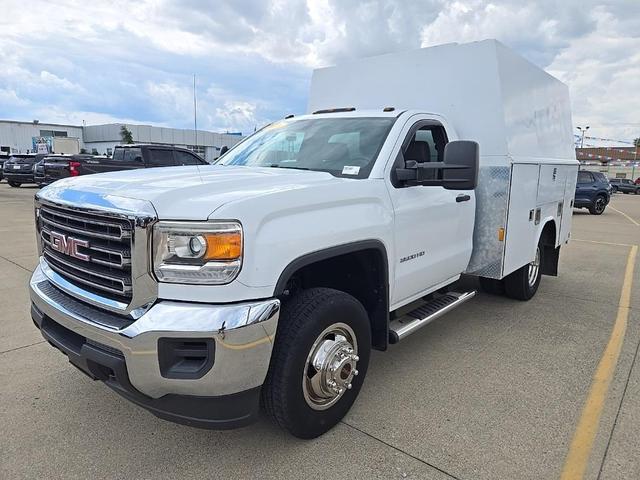 Photo of 2016 Summit White GMC Sierra 3500
