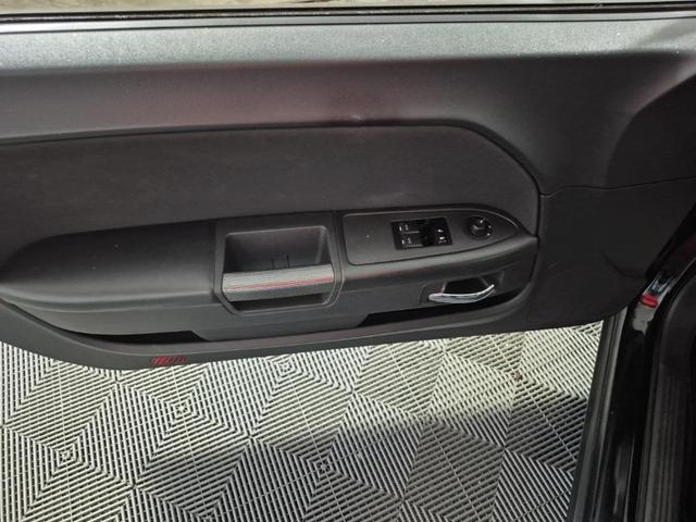 Photo of 2013 Black Clearcoat Dodge Challenger