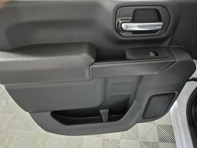 Photo of 2025 Summit White Chevrolet Silverado 2500