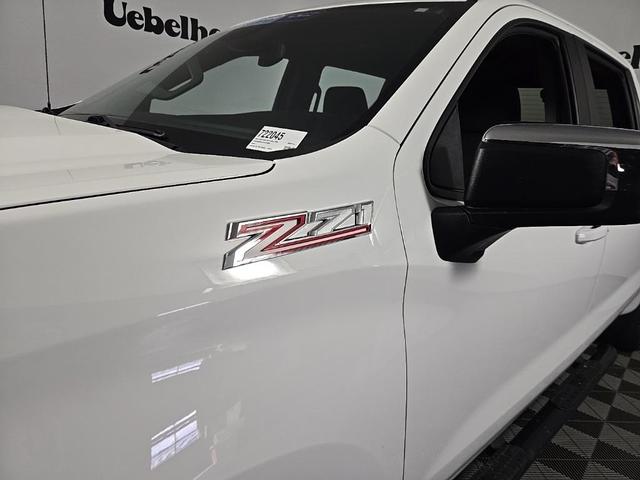 Photo of 2022 Summit White Chevrolet Silverado 1500