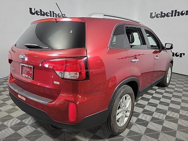 Photo of 2015 Remington Red Metallic Kia Sorento