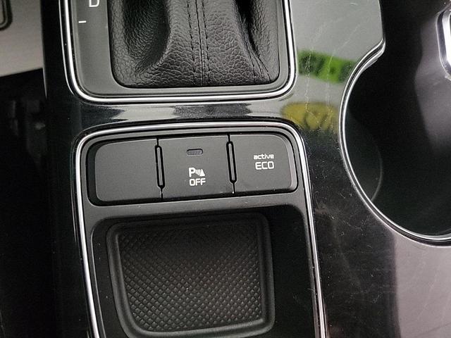 Photo of 2015 Remington Red Metallic Kia Sorento