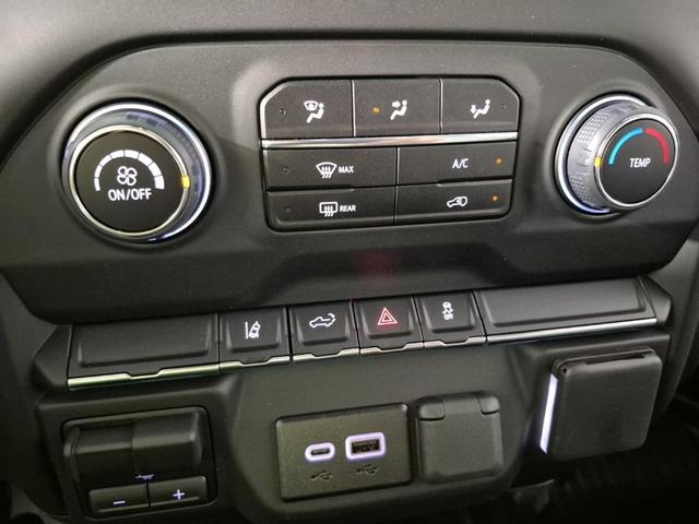 Photo of 2025 Summit White Chevrolet Silverado 2500