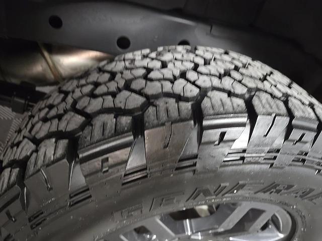Photo of 2021 Shadow Black Ford Ranger