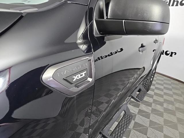 Photo of 2021 Shadow Black Ford Ranger
