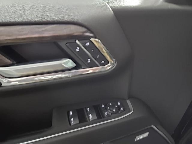 Photo of 2025 Black Chevrolet Silverado 1500