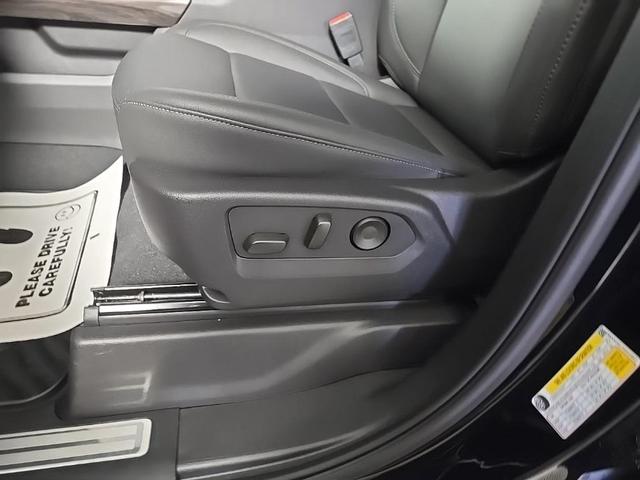Photo of 2025 Black Chevrolet Silverado 1500