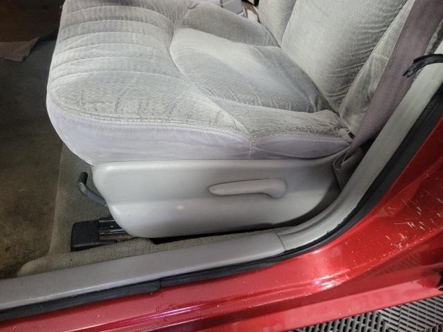 Photo of 1998 Santa Fe Red Pearl Buick Century