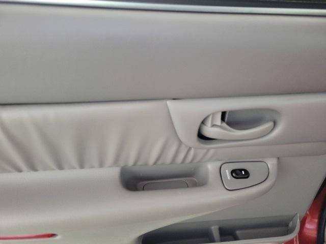 Photo of 1998 Santa Fe Red Pearl Buick Century