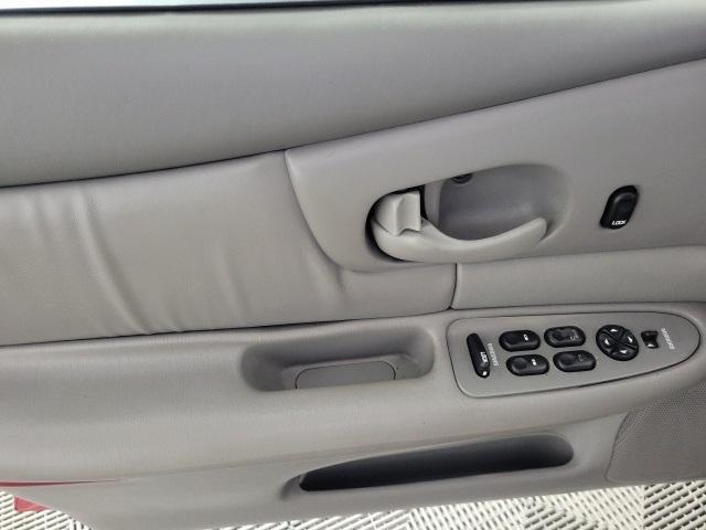 Photo of 1998 Santa Fe Red Pearl Buick Century