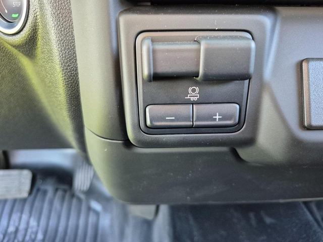 Photo of 2025 Summit White Chevrolet Silverado 2500