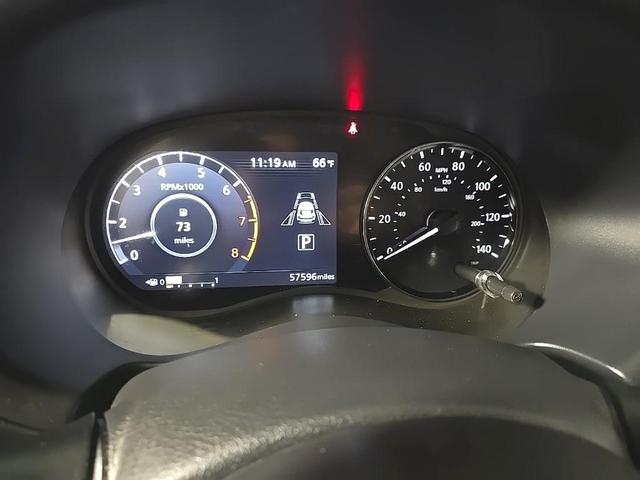 Photo of 2022 Monarch Orange / Super Black Nissan Kicks