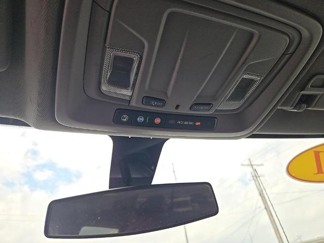 Photo of 2021 Summit White Chevrolet Silverado 2500