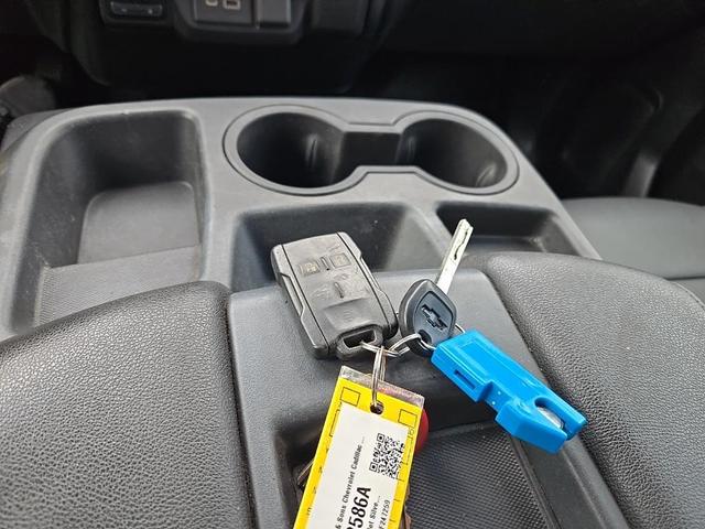 Photo of 2021 Summit White Chevrolet Silverado 2500