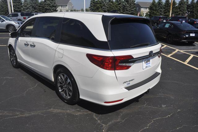 Photo of 2024 Platinum White Pearl Honda Odyssey
