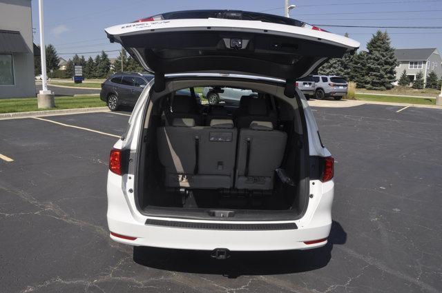 Photo of 2024 Platinum White Pearl Honda Odyssey