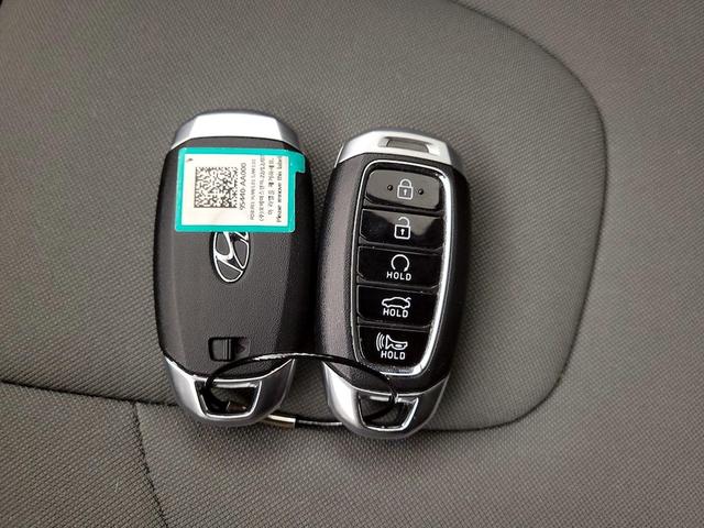 Photo of 2023 Red Hyundai ELANTRA