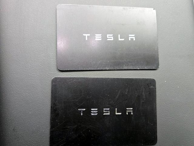 Photo of 2023 Gray Tesla Model 3