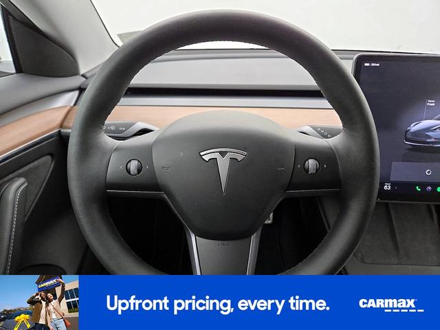Photo of 2023 Gray Tesla Model 3
