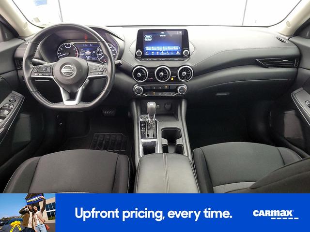 Photo of 2022 Blue Nissan Sentra