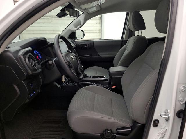 Photo of 2022 White Toyota Tacoma