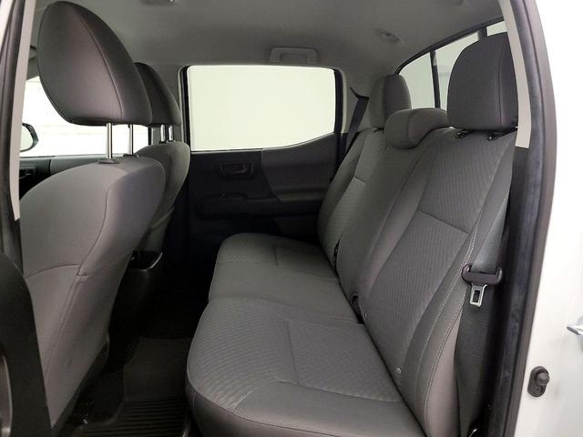 Photo of 2022 White Toyota Tacoma