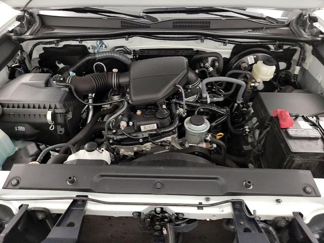 Photo of 2022 White Toyota Tacoma