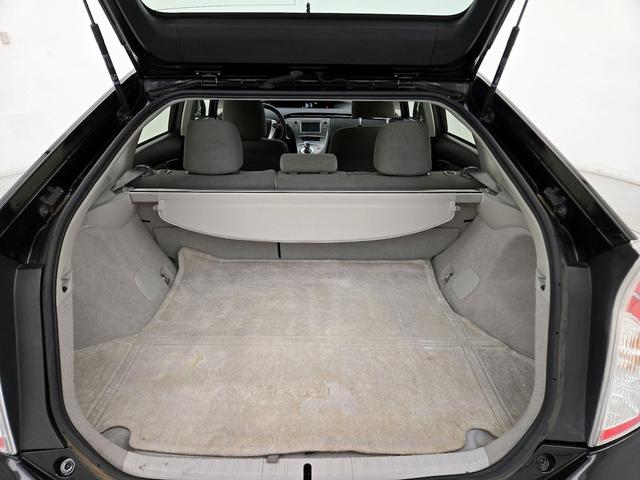 Photo of 2014 Black Toyota Prius
