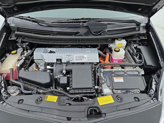 Photo of 2014 Black Toyota Prius